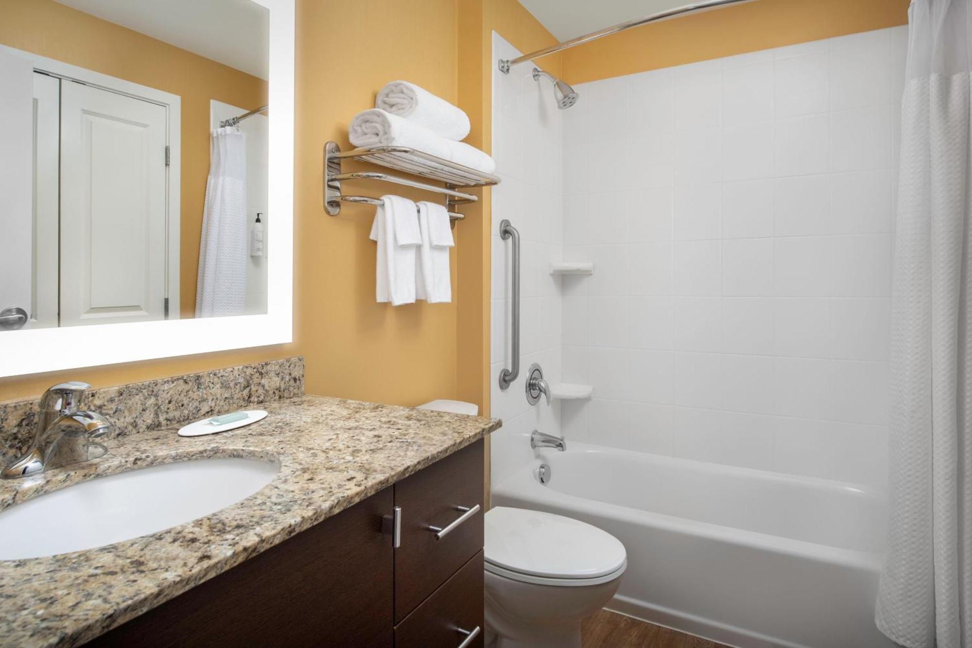 Towneplace By Marriott Suites Portland Vancouver Evergreen Eksteriør bilde