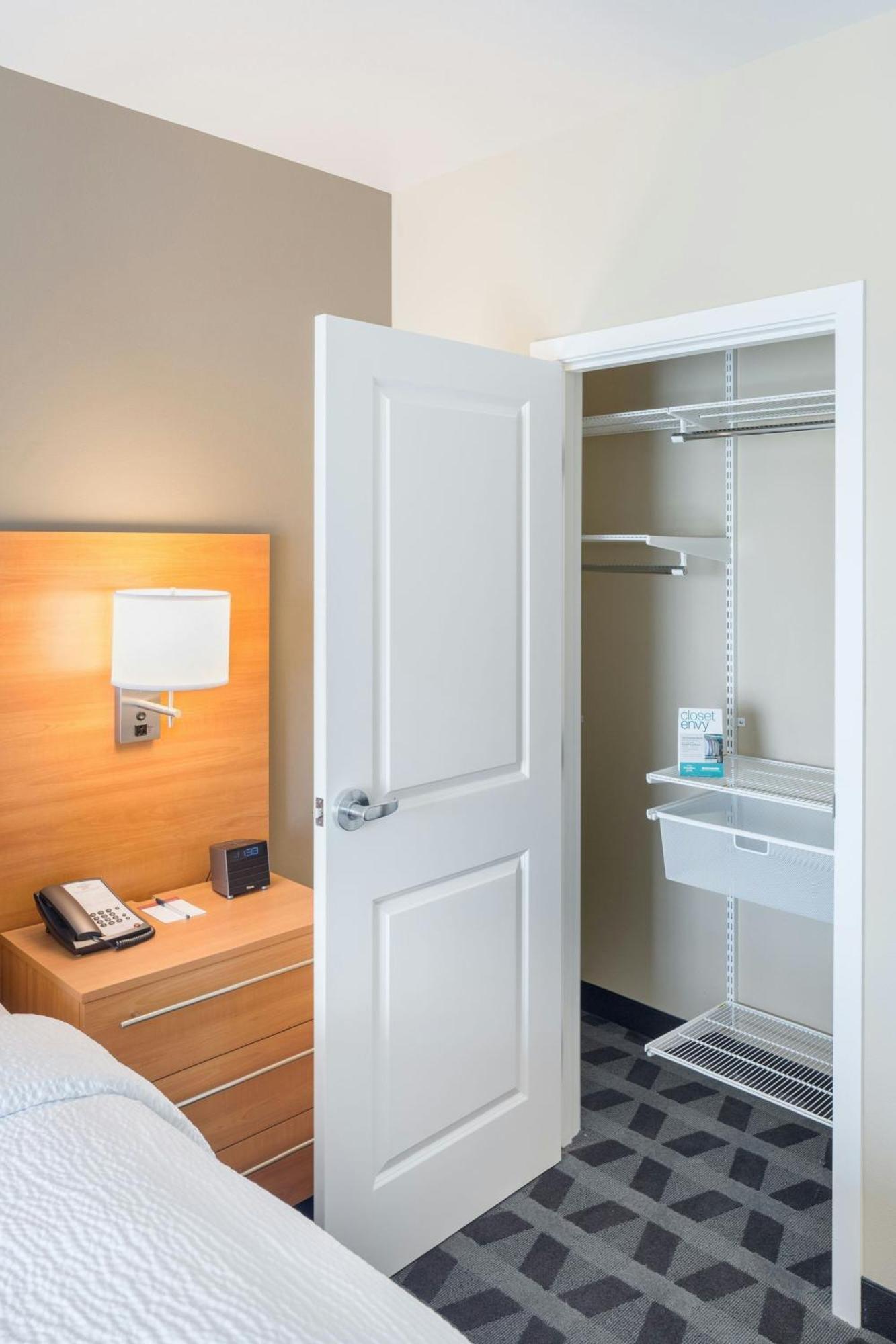 Towneplace By Marriott Suites Portland Vancouver Evergreen Eksteriør bilde