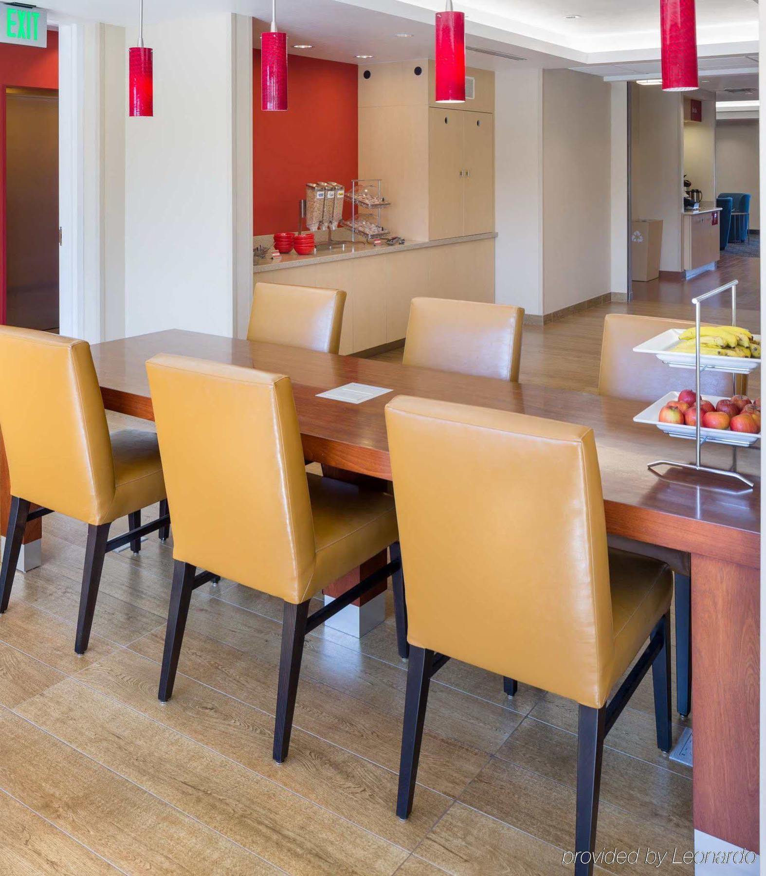 Towneplace By Marriott Suites Portland Vancouver Evergreen Eksteriør bilde